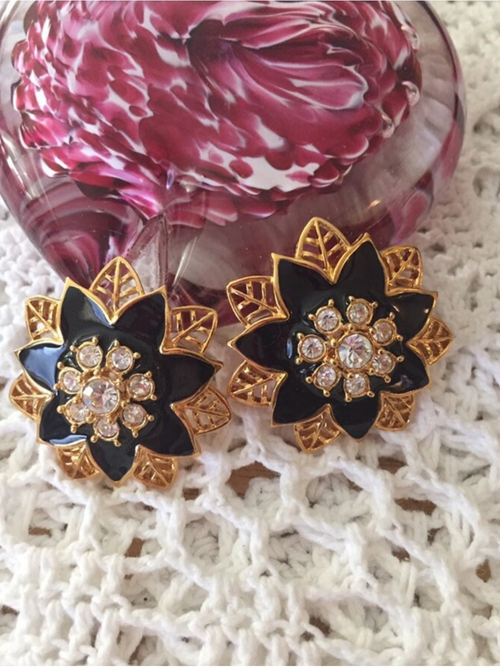 Bold Large Black and Gold Tone Pierced Earrings Floral Theme